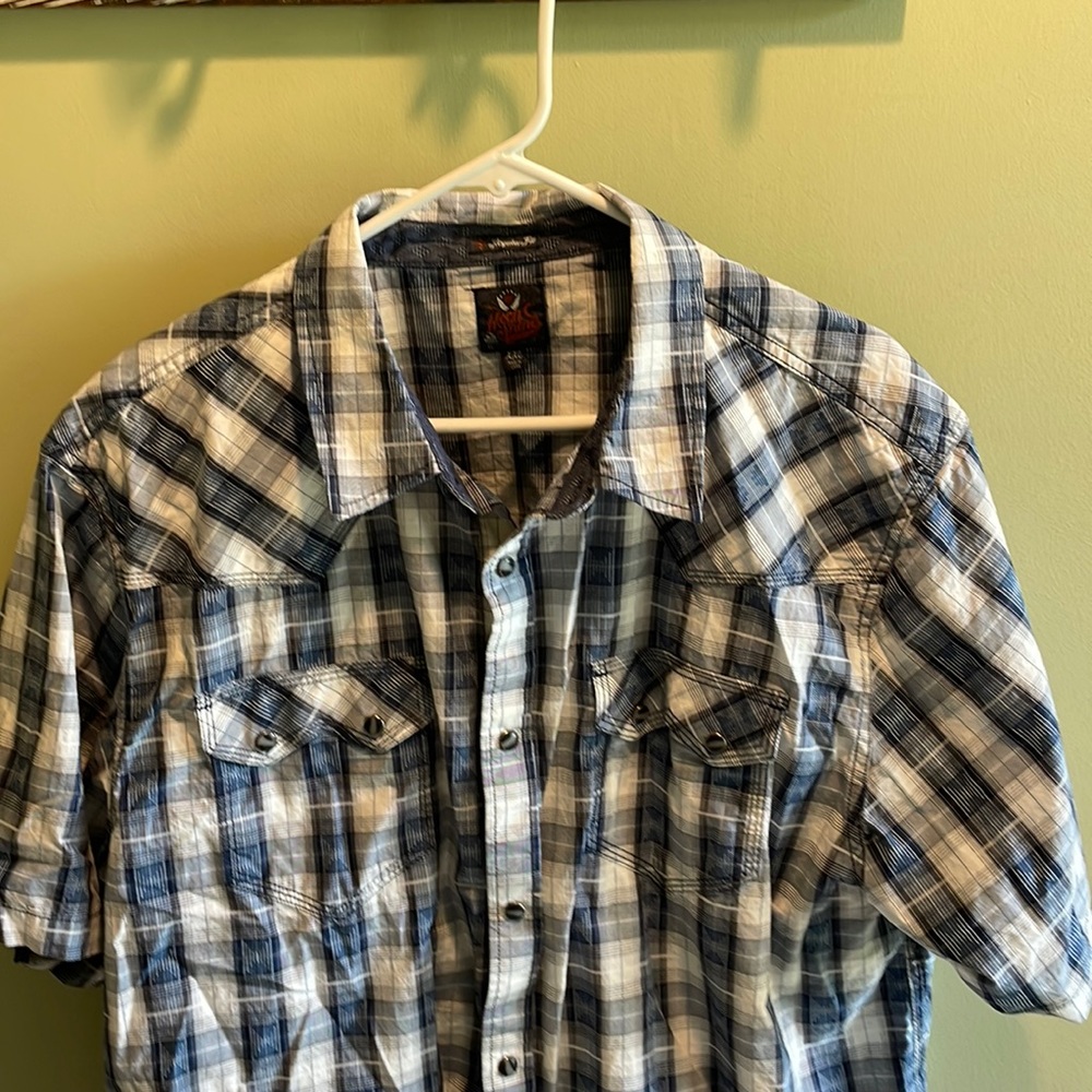 Men’s short sleeve shirt